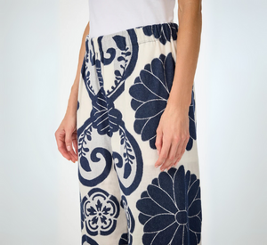 TRINA TURK - Estella Cropped Pant in Blue and White