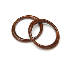 PONO - Lucite Bangle in Walnut