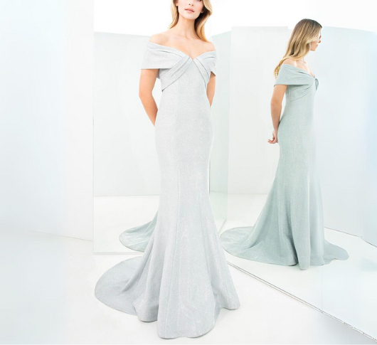 
            
                Load image into Gallery viewer, Daymor - Off-Shoulder N° 1367 Gown in Silver
            
        