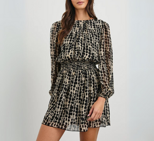 Rails - Lanie Print Chiffon Long Sleeve Dress in Tan and Black