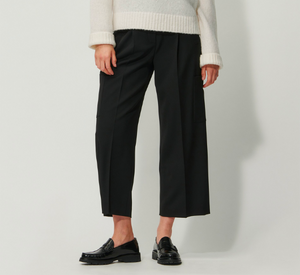 Luisa Cerano - Crop Cargo Pant with Pleats in Black