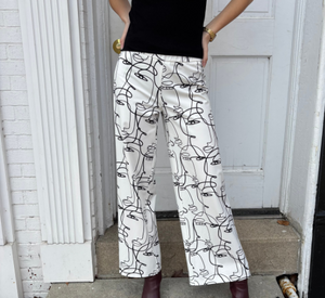 MAC JEANS - Scribble Print Pull On Pants in Black and White