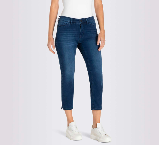 
            
                Load image into Gallery viewer, MAC - Dream Summer Pant in Ocean Blue Washed
            
        