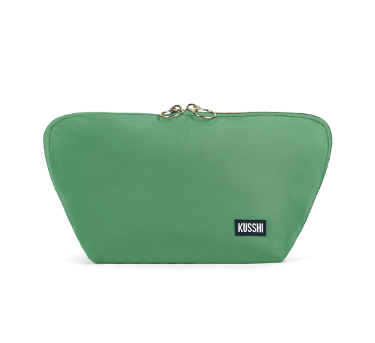 Kusshi - Signature Makeup Bag in Kelly Green/Navy