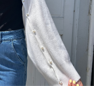 Cortland Park - Shawl Wrap with Pearls in Snow