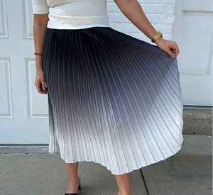 Alquema - Boxy Ombre Accordion Skirt in Charcoal Grey