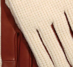 
            
                Load image into Gallery viewer, Echo - Waffle Stitch Leather Gloves in Chestnut/Cream
            
        