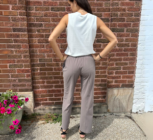 Elliott Lauren - Elastic Waist Tech Pant in Taupe