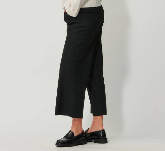 Luisa Cerano - Crop Cargo Pant with Pleats in Black