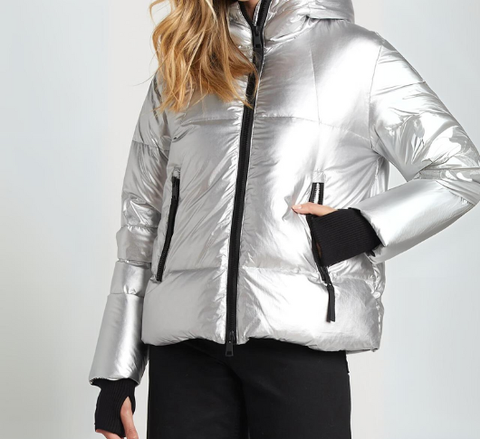 Adroit Atelier - Pacific Short Puffer in Silver