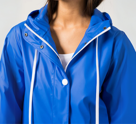 SAINT JAMES - Waterproof Raincoat with Hood in Royal Blue