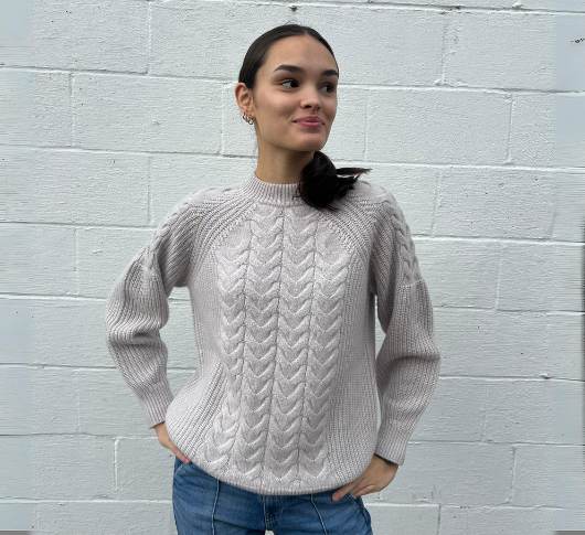 Kinross Cashmere - Luxe Cashmere Cable Knit Sweater in Sand