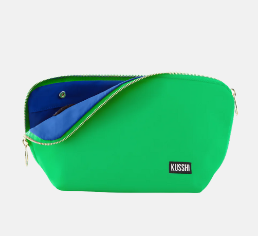 Kusshi - Signature Makeup Bag