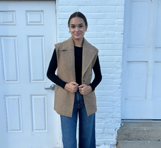 Suncoo - Dida Belted One Button Wool Vest With Belt in Camel