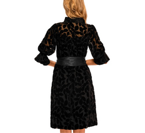 
            
                Load image into Gallery viewer, Gretchen Scott - Outta Sight Tunic Dress in Black Luxe Leaf Velvet
            
        