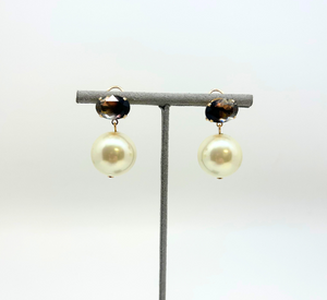 Anton Heunis - Jewel Stud with Pearl Ball in Gold and Pearl