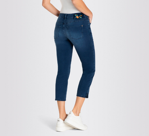 
            
                Load image into Gallery viewer, MAC - Dream Summer Pant in Ocean Blue Washed
            
        