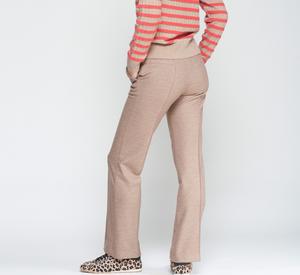 Vilagallo - Straight Leg Trousers in Beige