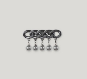 Luisa Cerano – Bar Brooch with Decorative Pearls