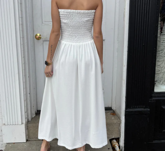Iris - Ruched Sleeveless Dress in Ivory