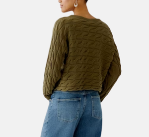 Oui - Cropped Cable Crewneck Sweater in Burnt Olive