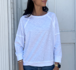 Elliot Lauren - 3/4 Raglan Sleeve Top in White