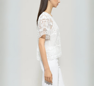 Luisa Cerano - Short Sleeve Lace Pull-on Blouse in Bleached White
