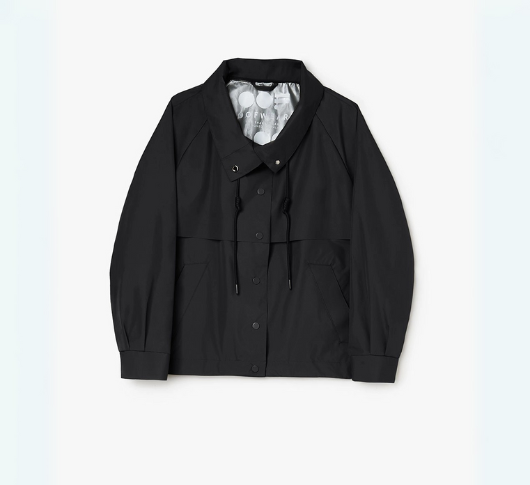 OOF - Short Water Repellent Jacket with Hood in Black