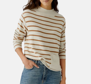 Oui - Mock Neck Striped Sweater with Front Pocket in Off-White and Camel