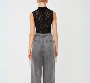 SUNCOO - Sleeveless Lace Blouse in Black