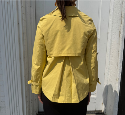 NIKKI JONES - Cropped Trench Jacket in Citron