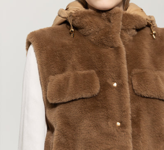 Luisa Cerano – Fur Vest with Removable Hood in Brown