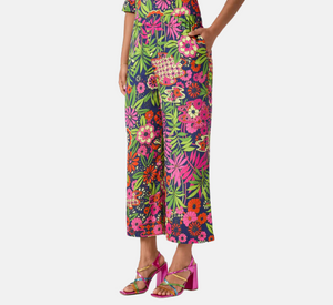 Trina Turk - Estella Floral Pattern Cropped Pant in Multicolor