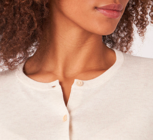 REPEAT Cashmere - Cropped Crew Neck Cardigan in Ivory